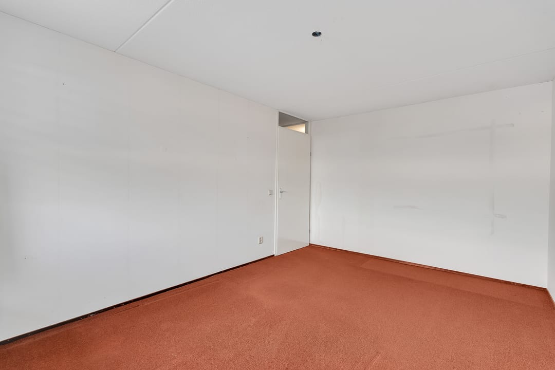 Foto 16 van Zwaardvegerstraat 224