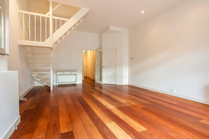 Foto 5 van Van Ostadestraat 14-H