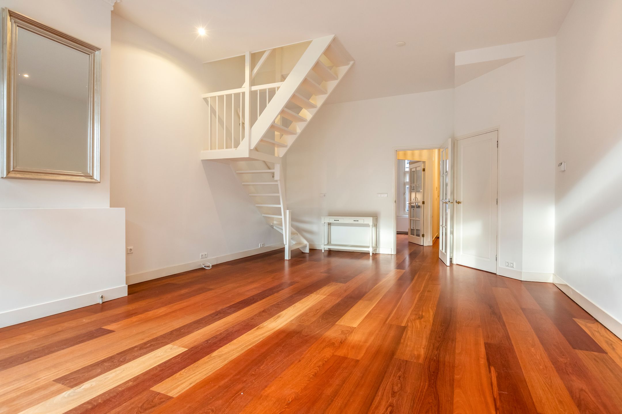 Foto 6 van Van Ostadestraat 14-H