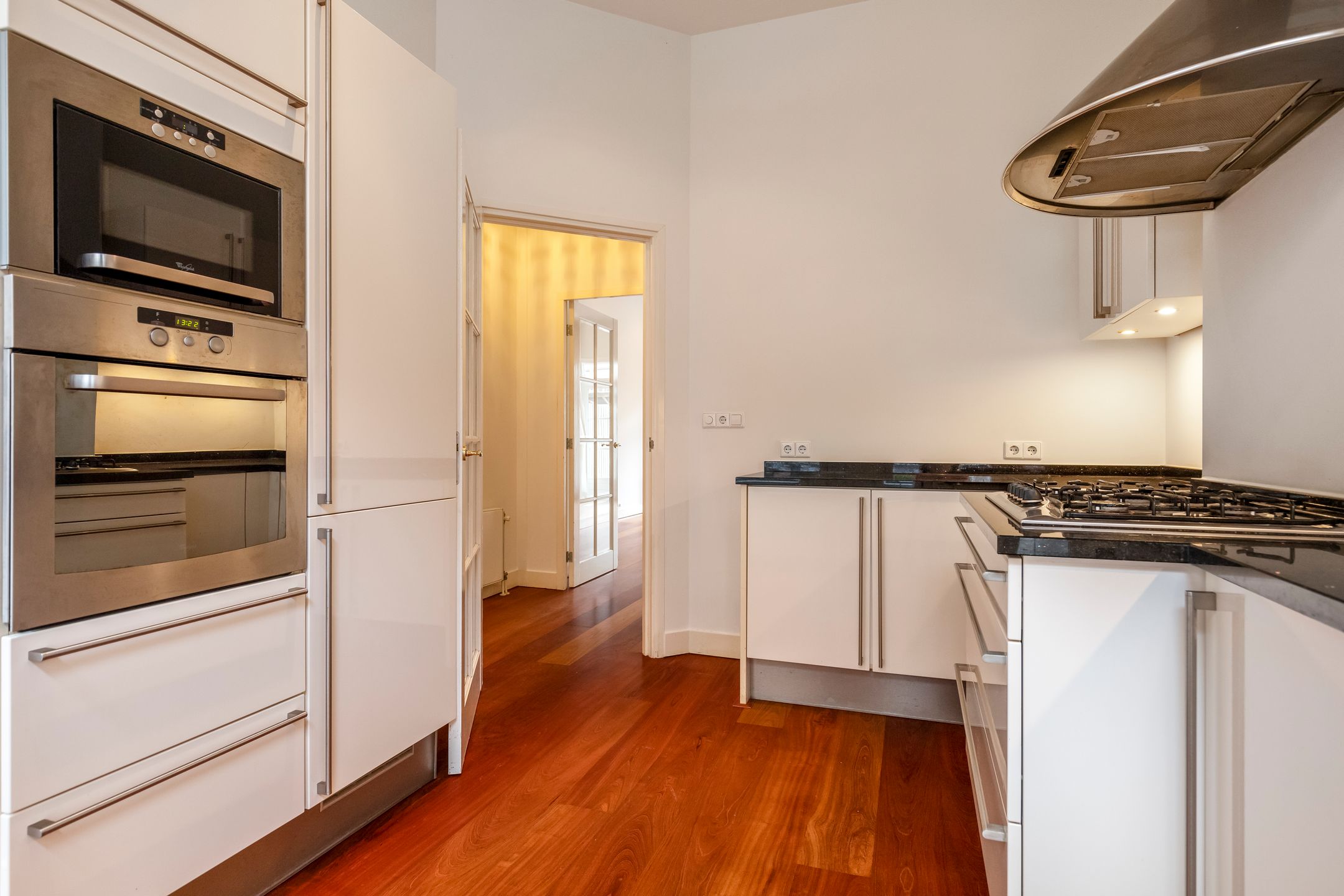 Foto 9 van Van Ostadestraat 14-H