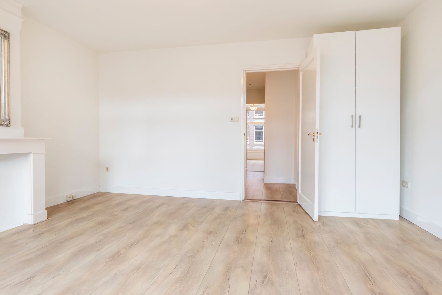 Foto 14 van Van Ostadestraat 14-H