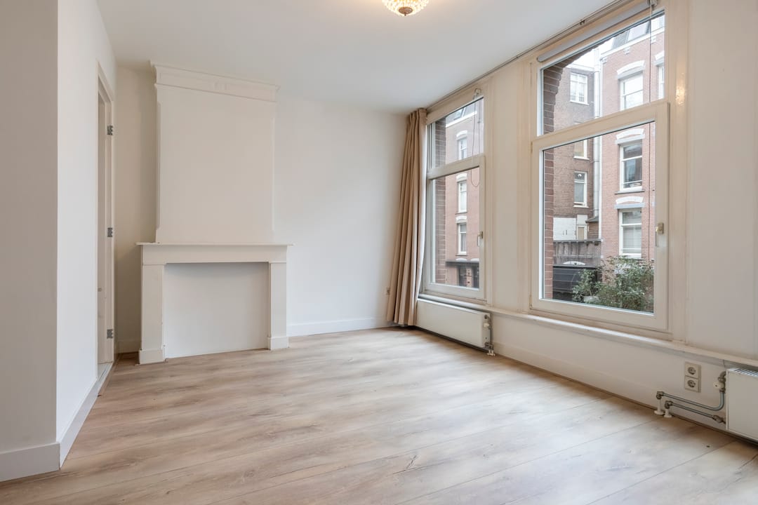 Foto 16 van Van Ostadestraat 14-H