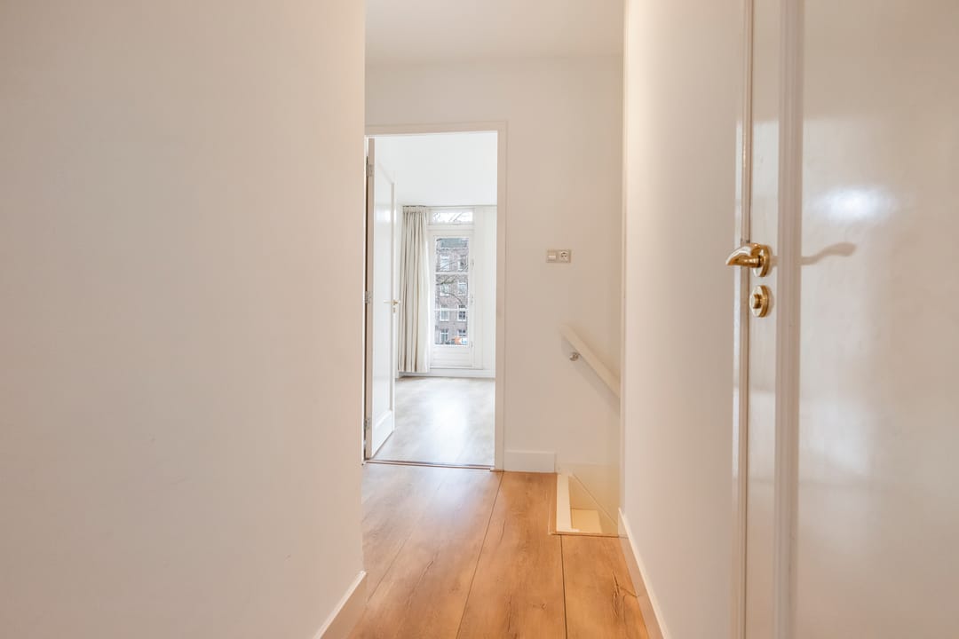 Foto 23 van Van Ostadestraat 14-H