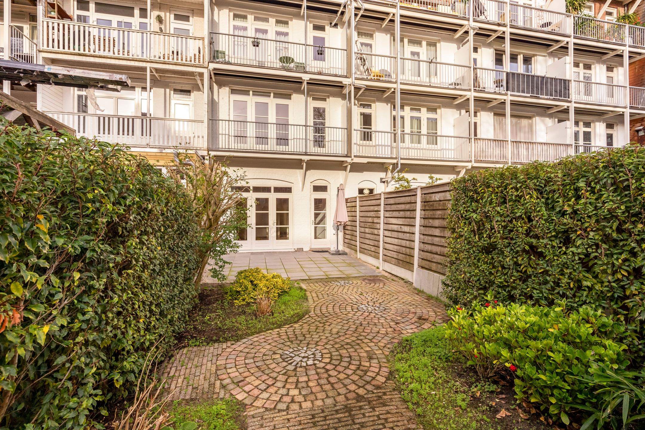 Foto 3 van Van Ostadestraat 14-H