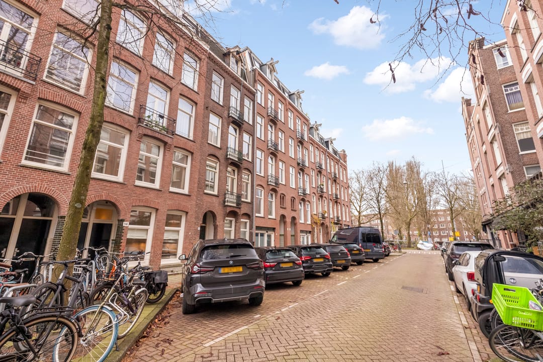 Foto 38 van Van Ostadestraat 14-H