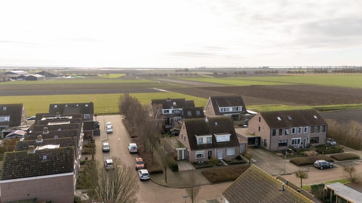 Photo 3 of Burgemeester Bouwensestraat 54