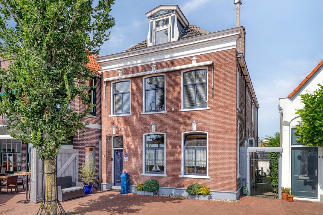 Photo 1 of Voorstraat 112