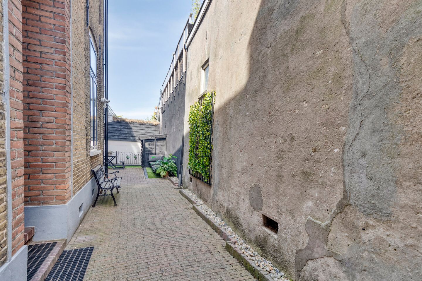 Photo 34 of Voorstraat 112