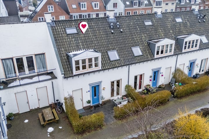 Photo 31 of Aart van der Leeuwlaan 39