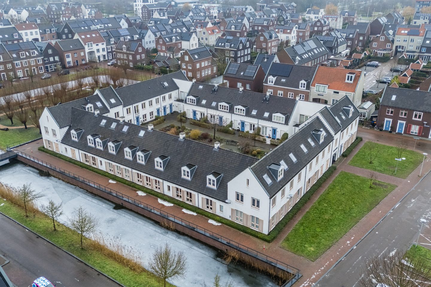 Foto 40 van Aart van der Leeuwlaan 39