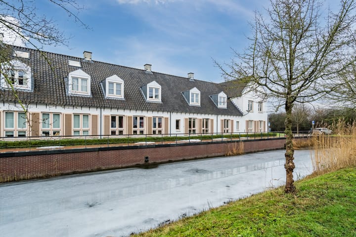 Photo 37 of Aart van der Leeuwlaan 39