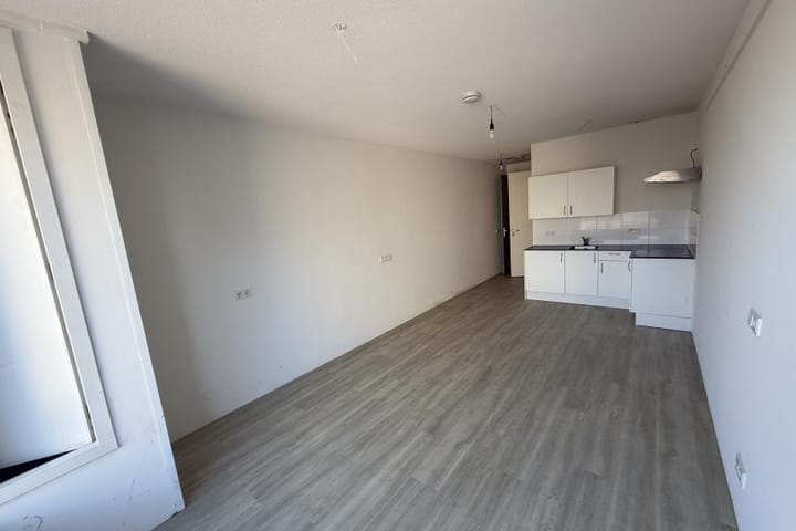 Foto 12 van August Allebéplein 574