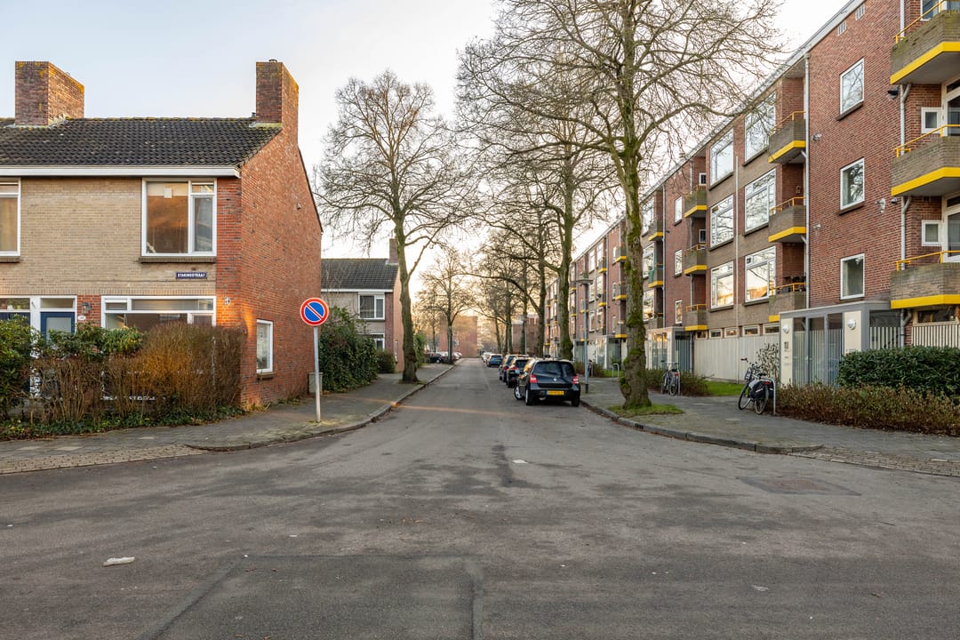 Foto 1 van De Genestetstraat 21