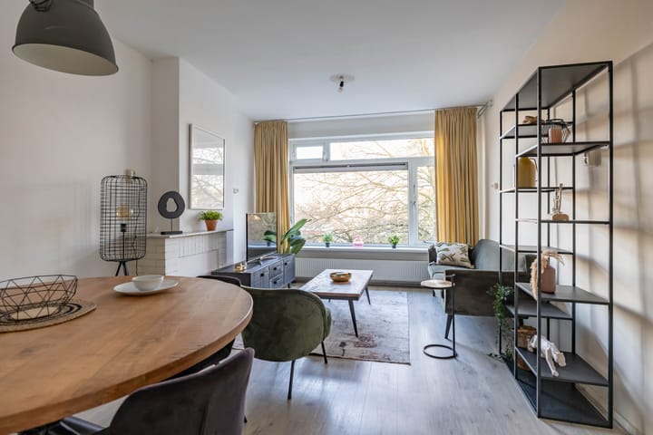 Foto 2 van De Genestetstraat 21