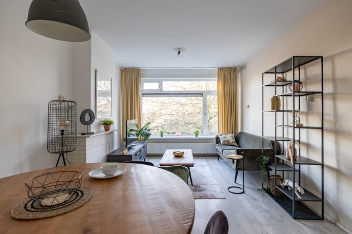 Foto 10 van De Genestetstraat 21