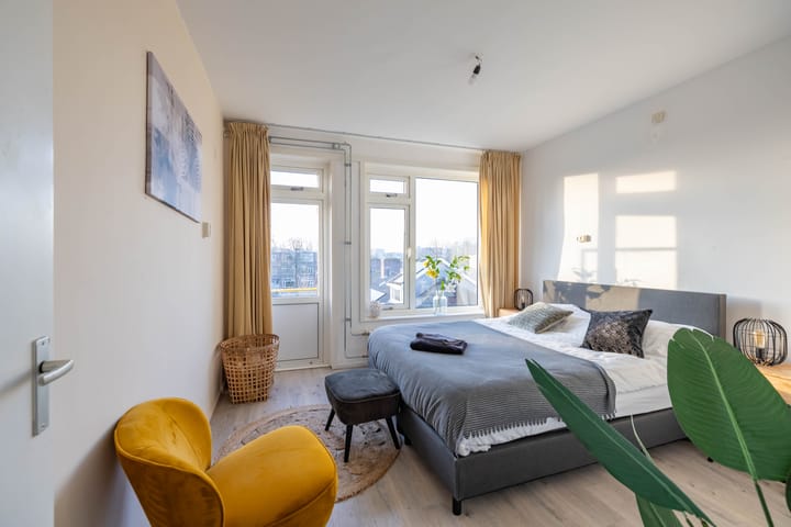 Foto 14 van De Genestetstraat 21