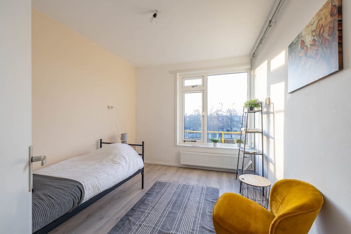 Foto 22 van De Genestetstraat 21