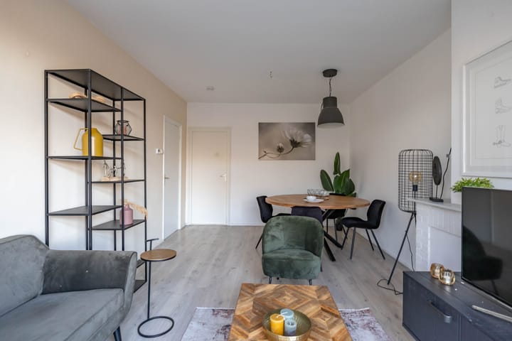 Foto 12 van De Genestetstraat 21