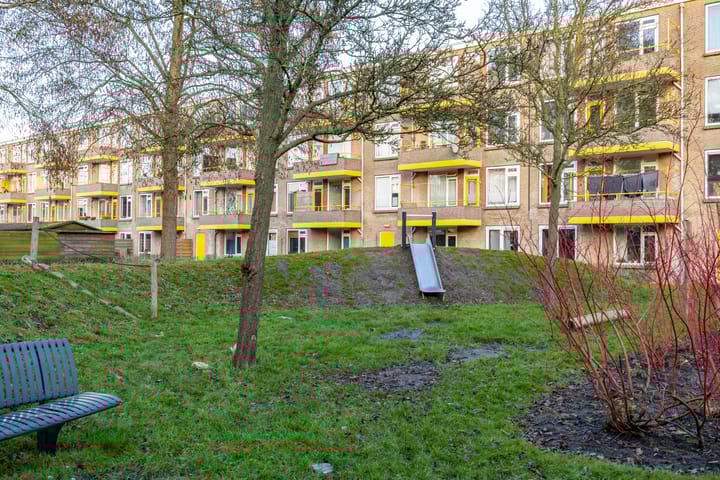 Foto 32 van De Genestetstraat 21