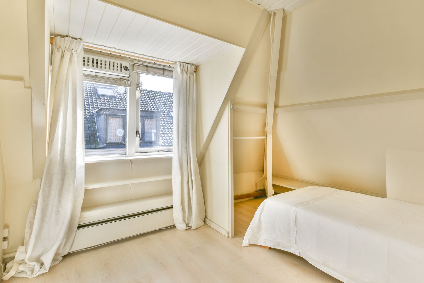 Photo 25 of Rijksstraatweg 19