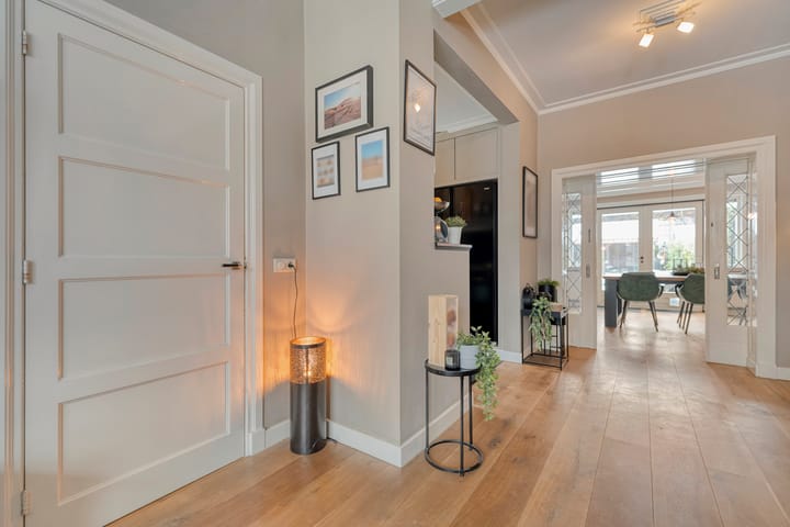 Foto 10 van Molstraat 50