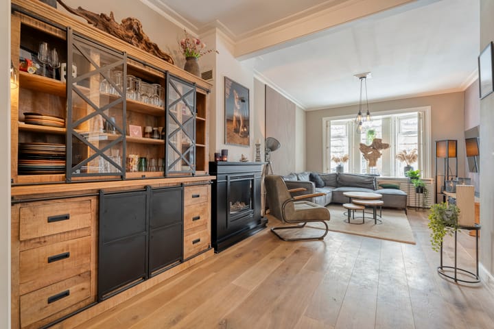 Foto 12 van Molstraat 50