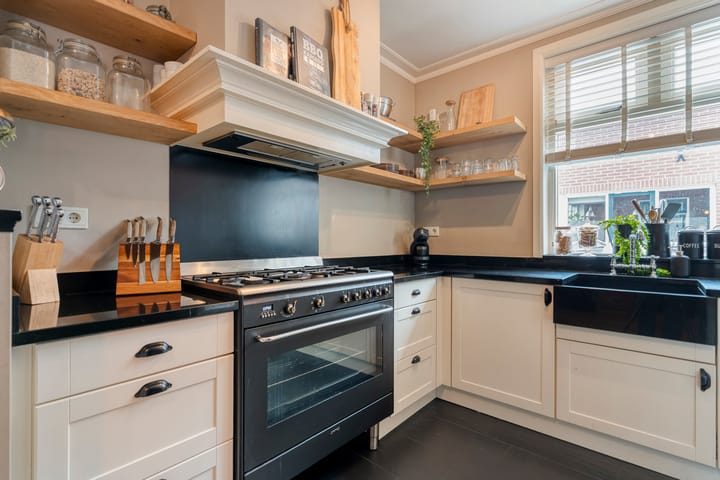 Foto 16 van Molstraat 50