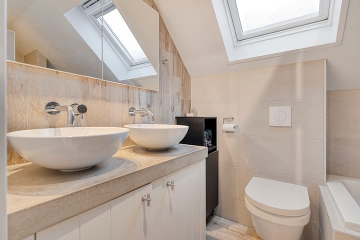 Foto 32 van Molstraat 50