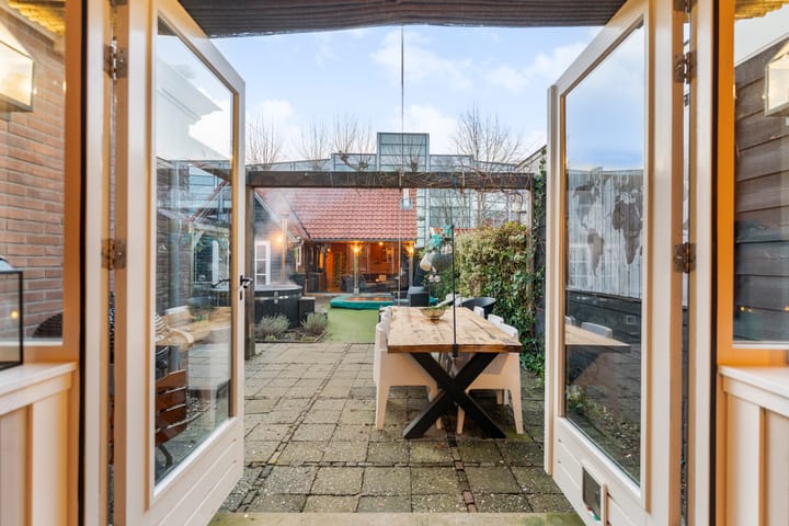 Foto 70 van Molstraat 50