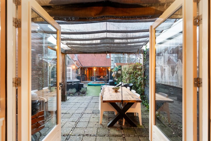 Foto 72 van Molstraat 50