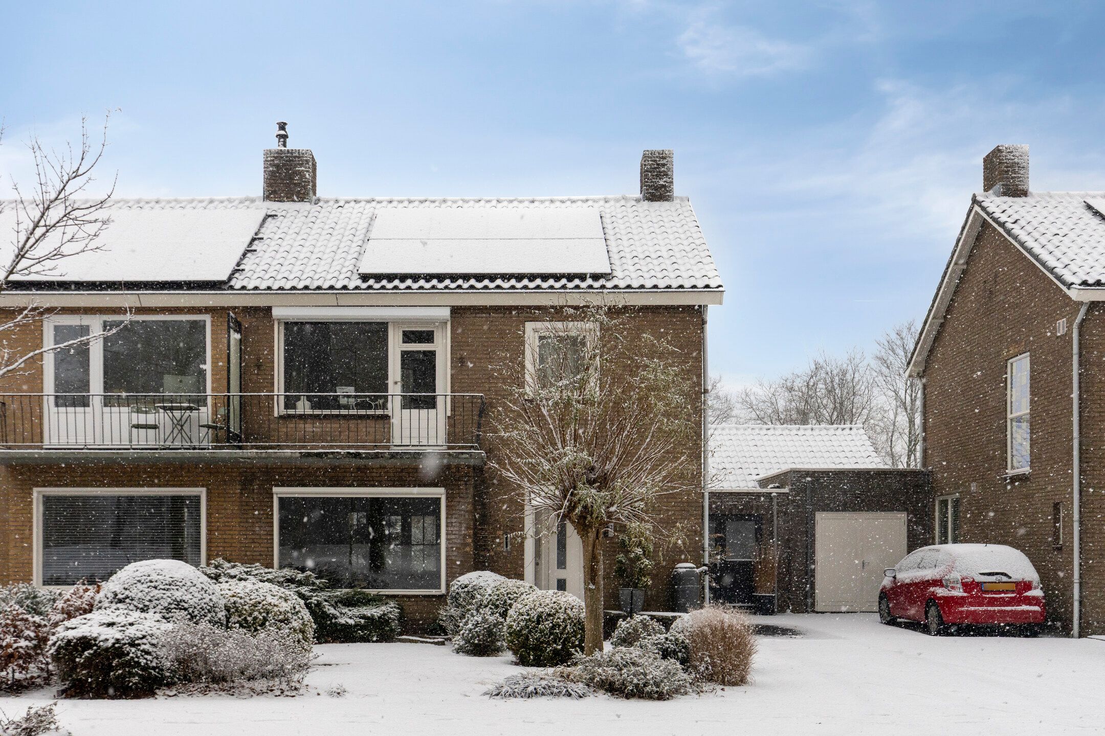 Buying a house in The Netherlands., Glacisweg 32