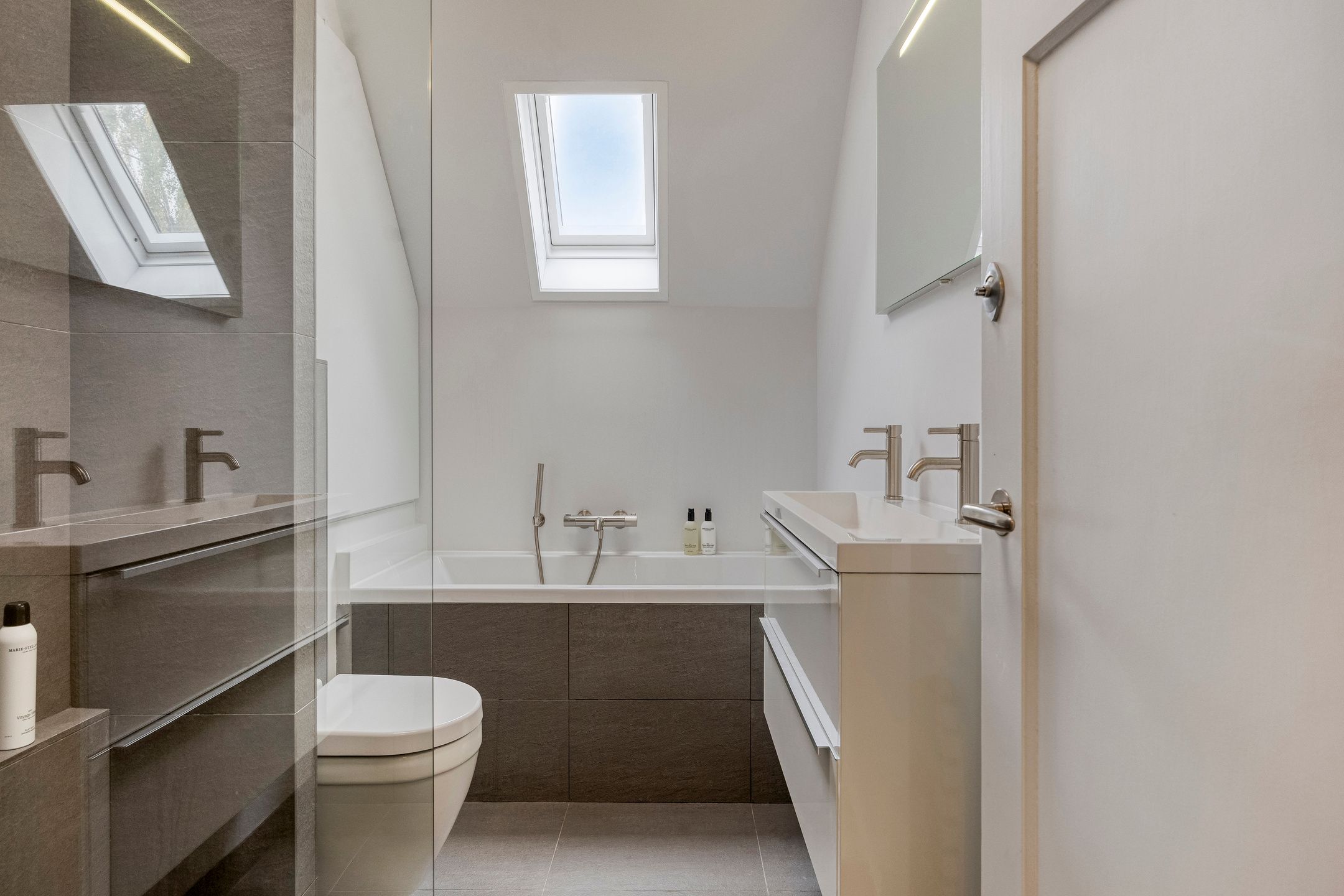 Foto 24 van Hertog Janstraat 1