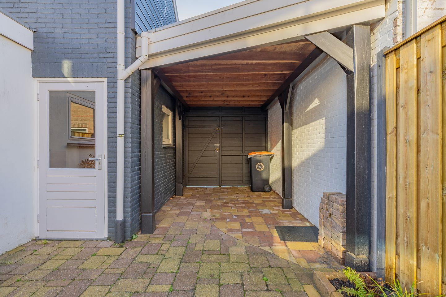 Foto 20 van Van Doornlaan 37