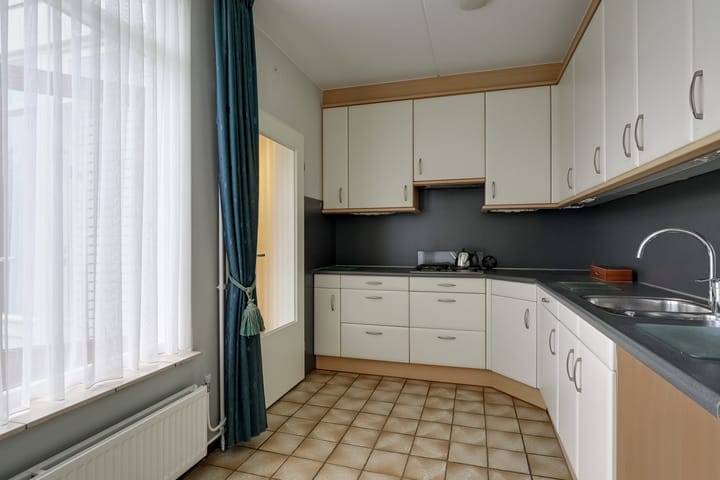 Foto 18 van Weegbree 4