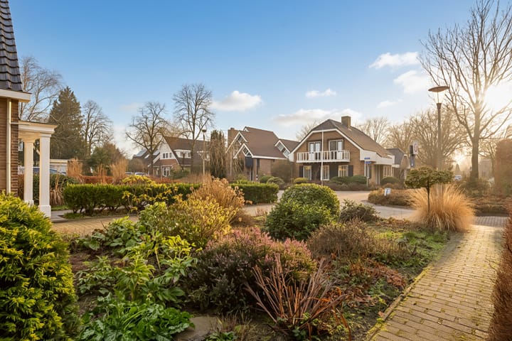 Foto 45 van Weegbree 4