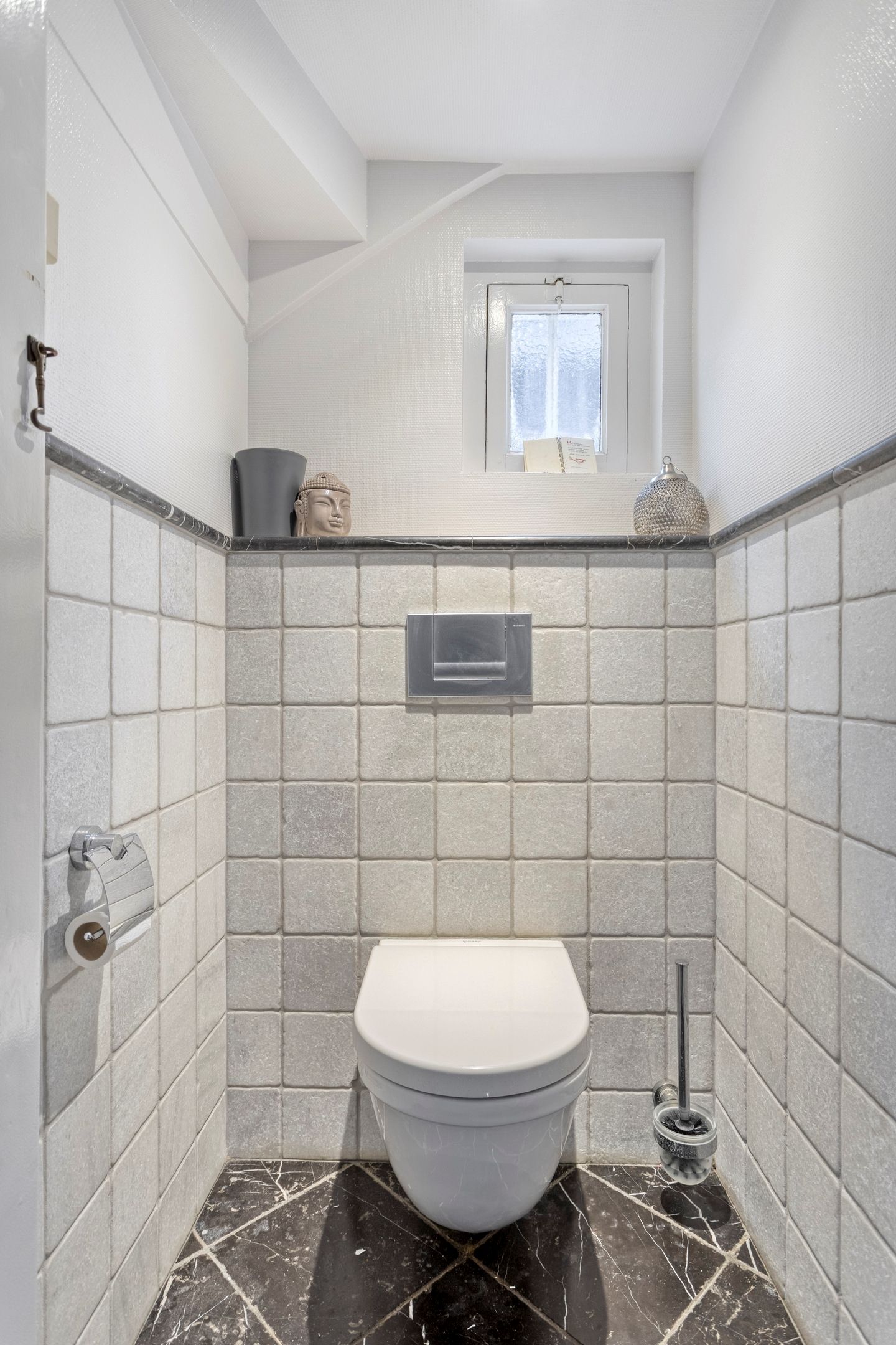 Photo 9 of Hobbemastraat 26