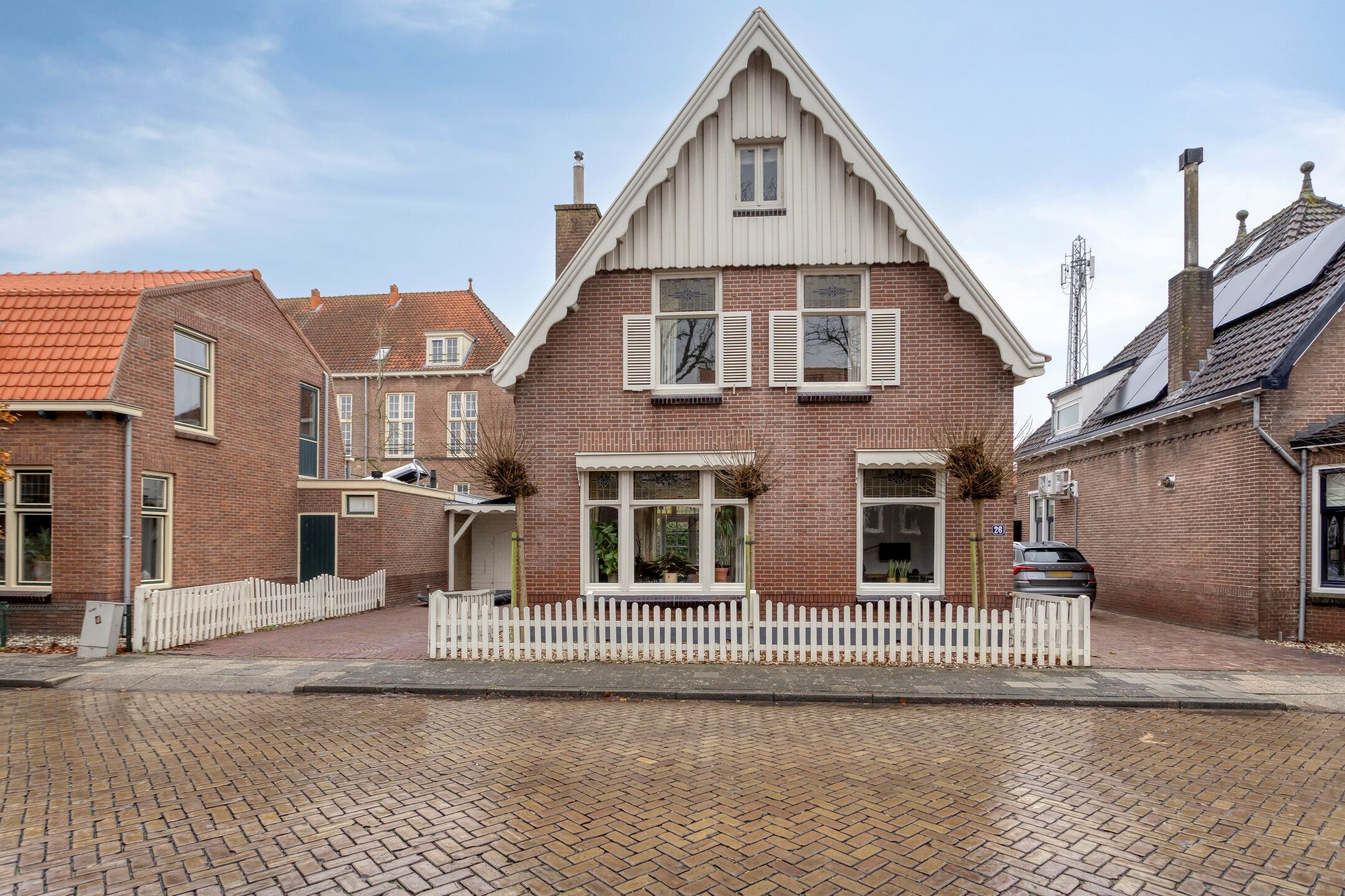 Photo 42 of Hobbemastraat 26
