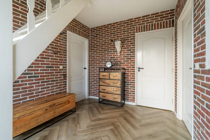 Photo 21 of 60e laan 5