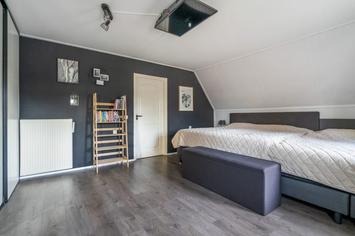 Photo 25 of 60e laan 5