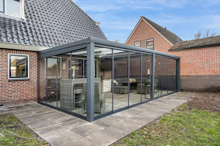 Photo 32 of 60e laan 5