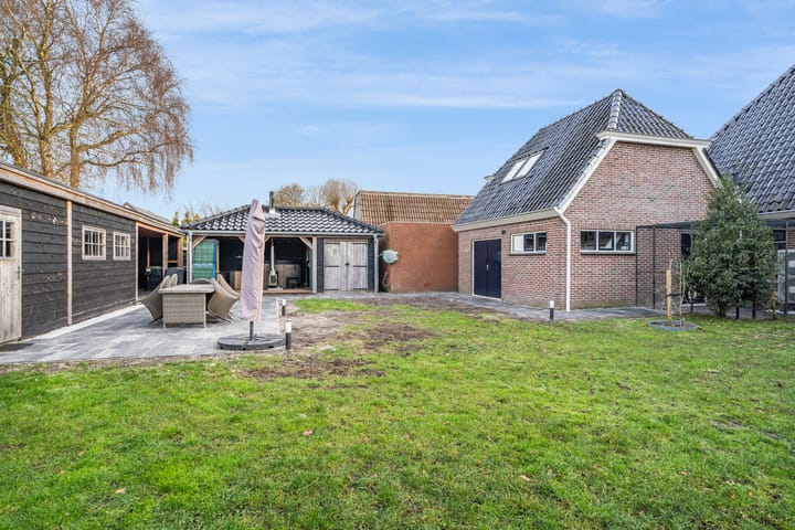 Photo 34 of 60e laan 5