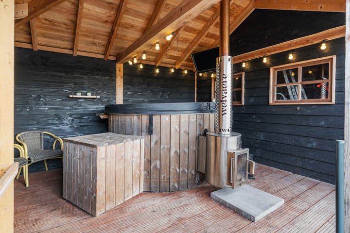 Photo 39 of 60e laan 5