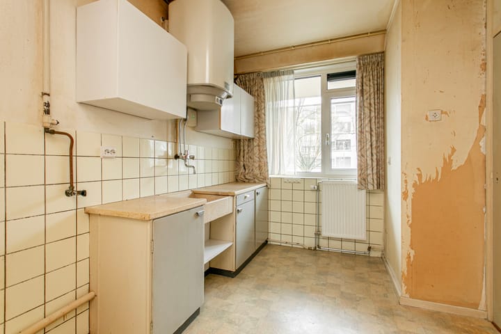 Photo 7 of Livingstonelaan 376