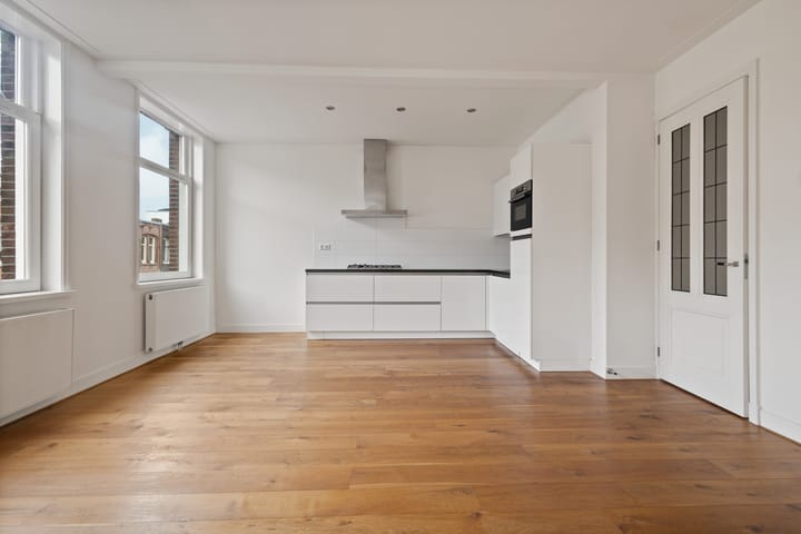 Foto 9 van Valeriusstraat 145-C