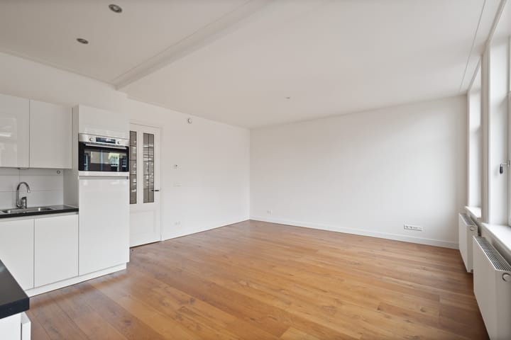 Foto 11 van Valeriusstraat 145-C