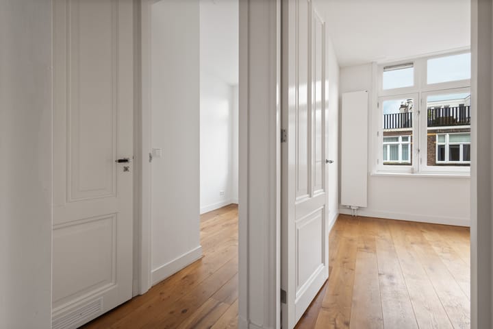 Foto 18 van Valeriusstraat 145-C