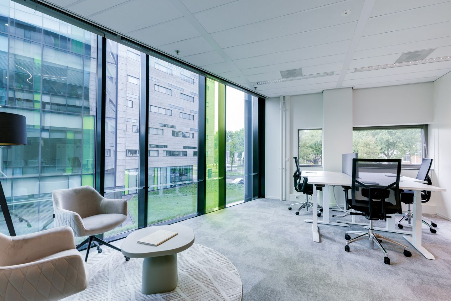 Bekijk foto 1 van Zwartewaterallee 56