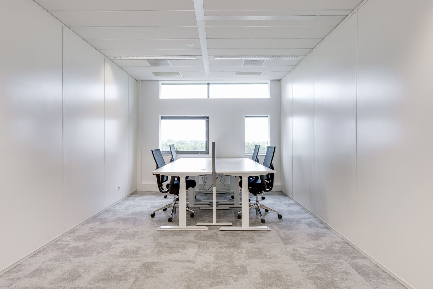 Bekijk foto 1 van Zwartewaterallee 56