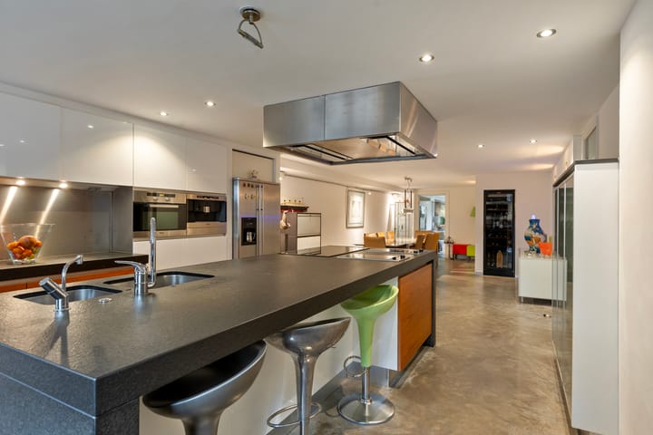 Foto 24 van Surinamestraat 29