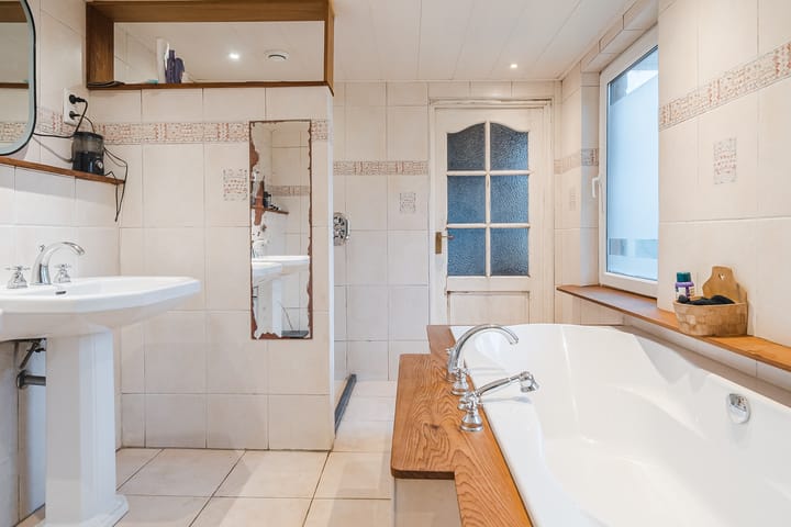 Foto 28 van Raadhuisstraat 64